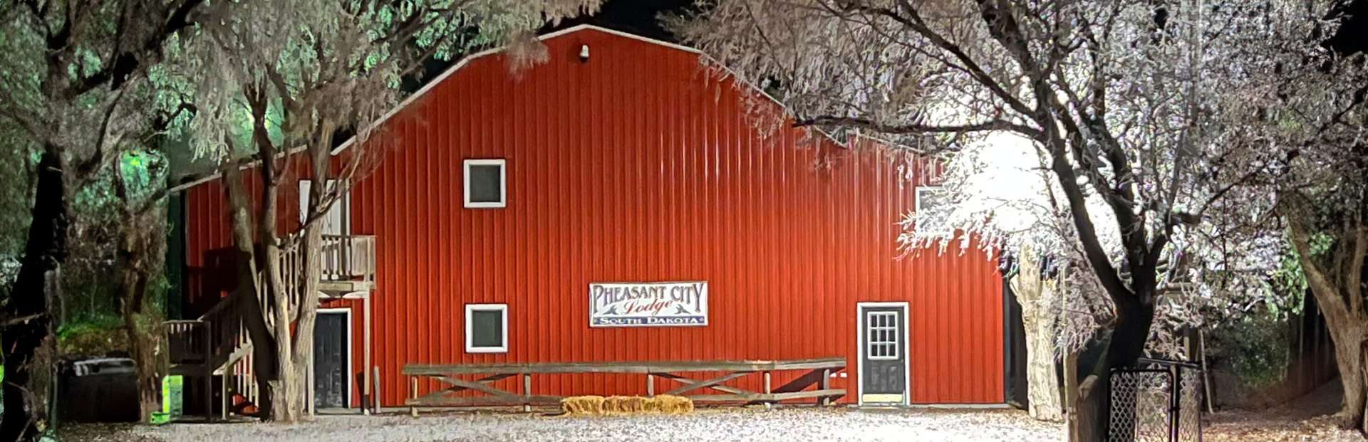 Lodging & Accommodations Lodging & Accommodations